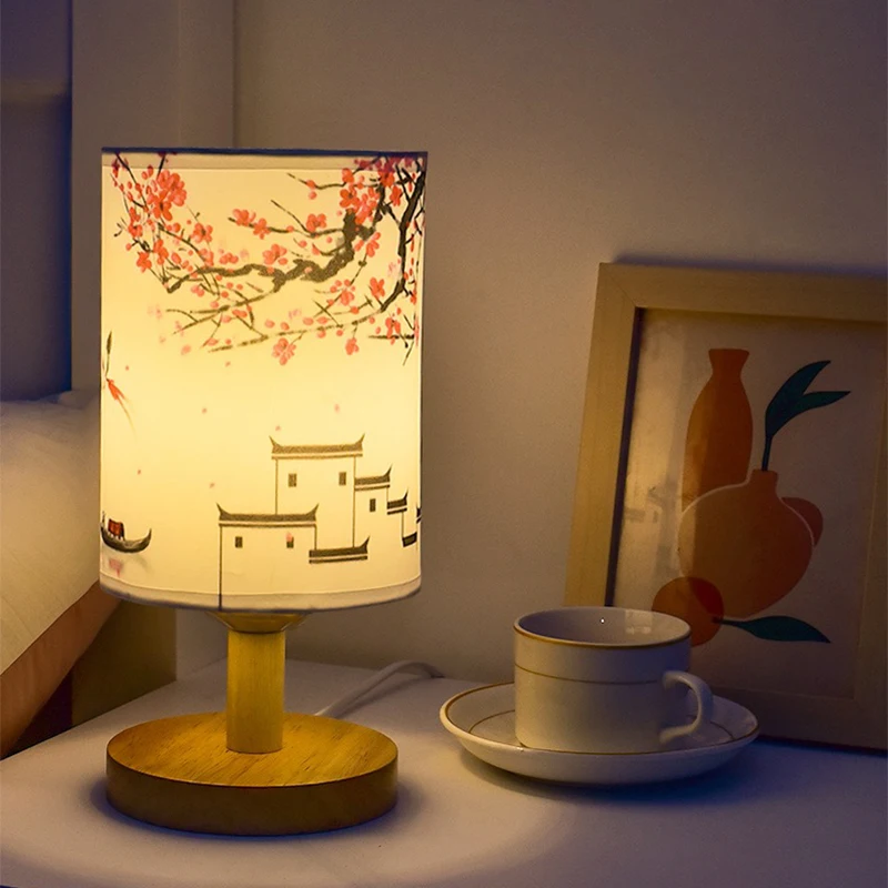 Desk Setup White - โคมไฟตั้งโต๊ะ LED ตกแต่ง Plum Blossom โต๊ะหรี่แสงได้