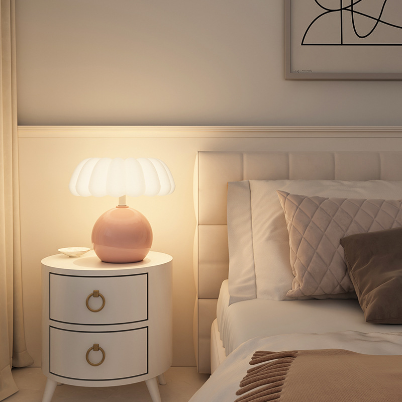 โคมไฟฟักทองตกแต่งสไตล์ครีมสไตล - Desk Setup White บทวิจารณ์และราคา