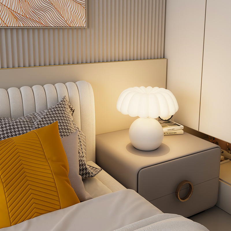 โคมไฟฟักทองตกแต่งสไตล์ครีมสไตล - Desk Setup White บทวิจารณ์และราคา